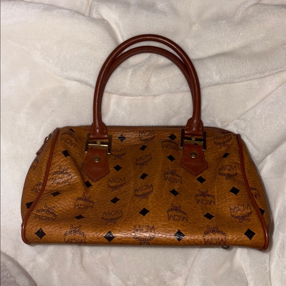 MCM Boston Bag - Picture 2 of 6